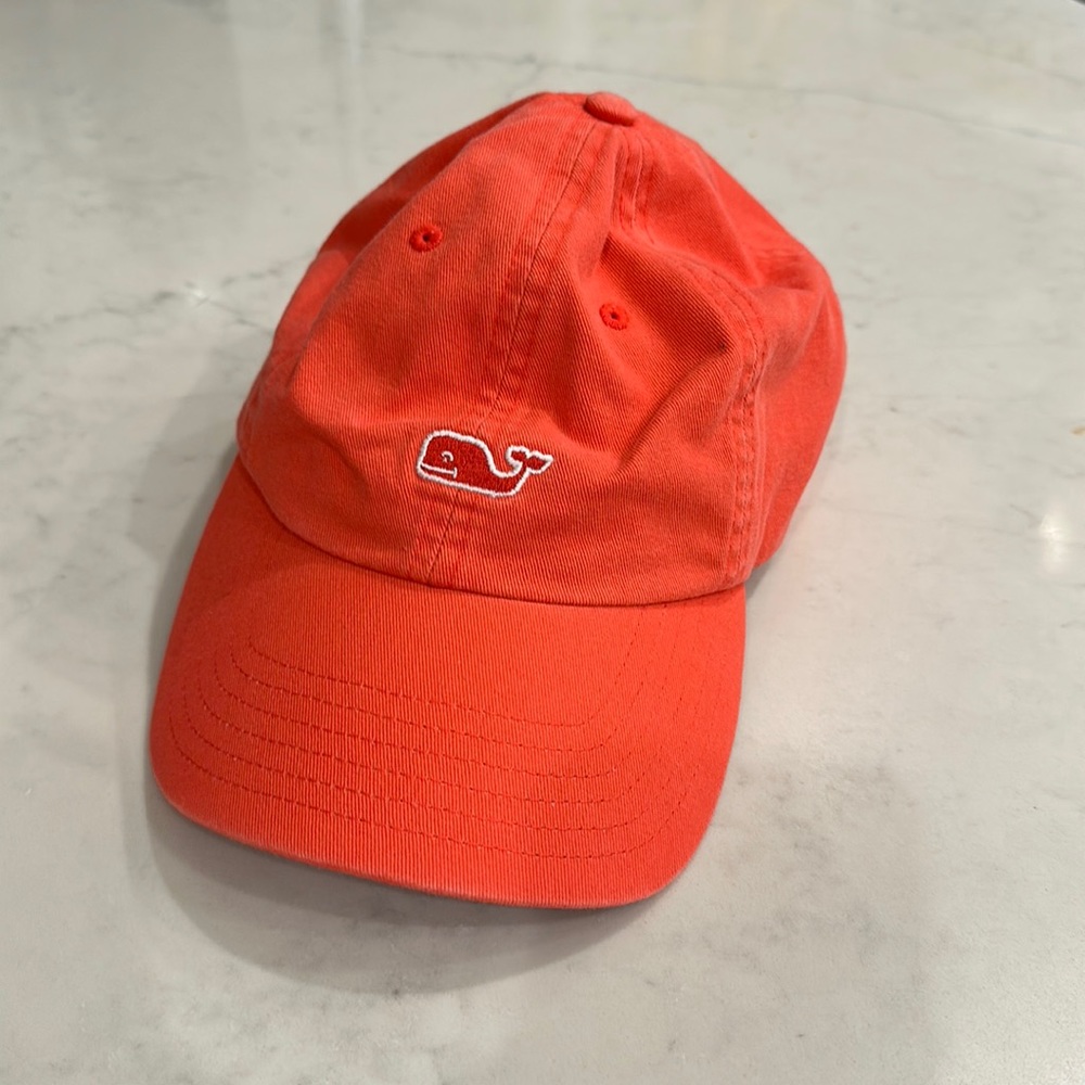 Vineyard Vines 🐳 hat